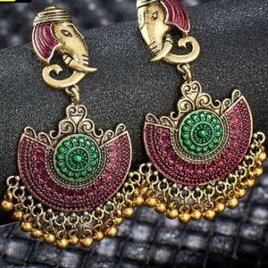 ETHNIC INDIAN STYLE DANGLE EARRINGS